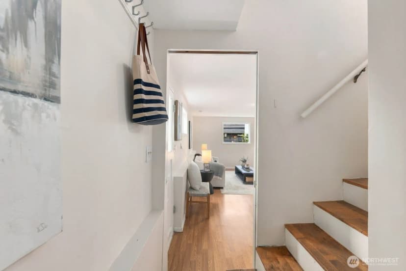 Property photo for 3318 20th Avenue S, Seattle photo 18