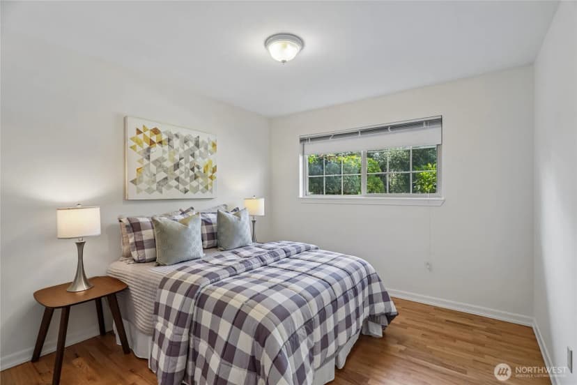Property photo for 26 151st Place Ne, Bellevue photo 15