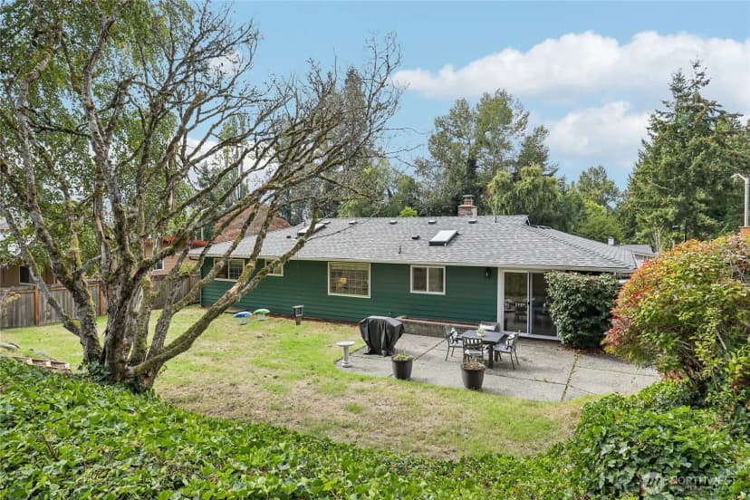 Property photo for 26 151st Place Ne, Bellevue photo 23