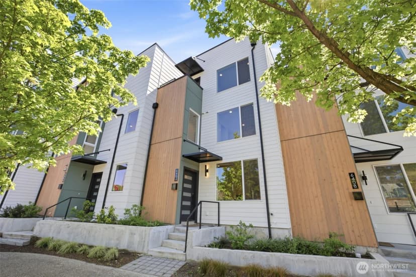 Property photo for 6406 Fauntleroy Way Sw, Seattle photo 2