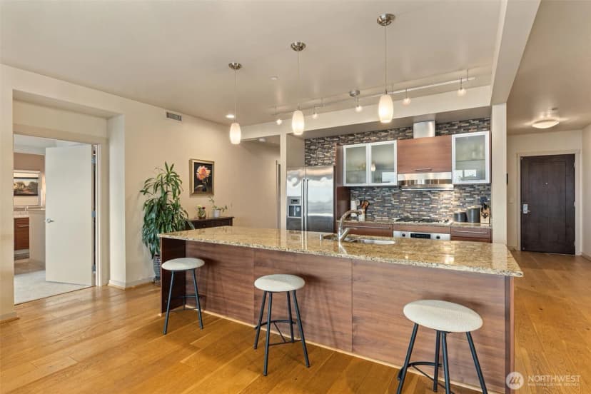 Property photo for 631 Market Street #401, Kirkland photo 9