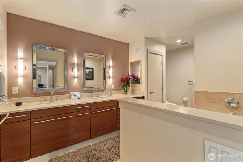 Property photo for 631 Market Street #401, Kirkland photo 26