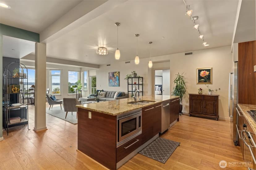 Property photo for 631 Market Street #401, Kirkland photo 6