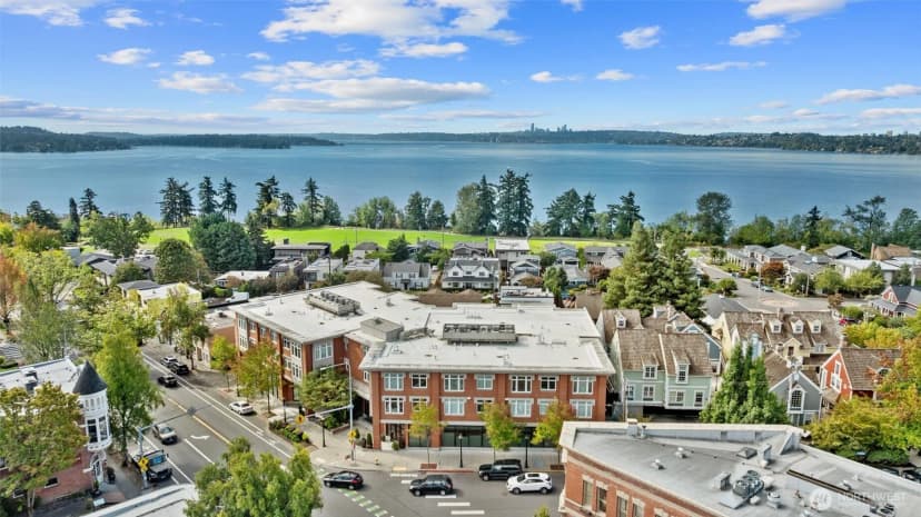 Property photo for 631 Market Street #401, Kirkland photo 10