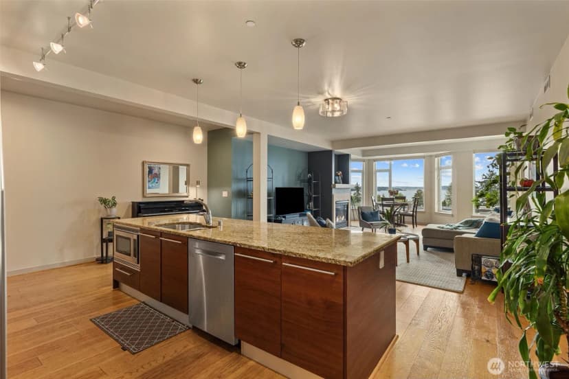 Property photo for 631 Market Street #401, Kirkland photo 8