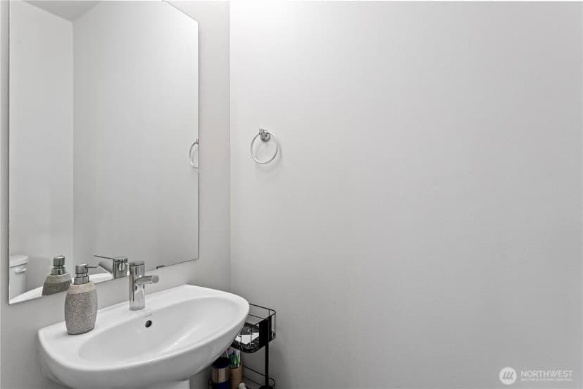 Property photo for 13706 Manor Way #d2, Lynnwood photo 14