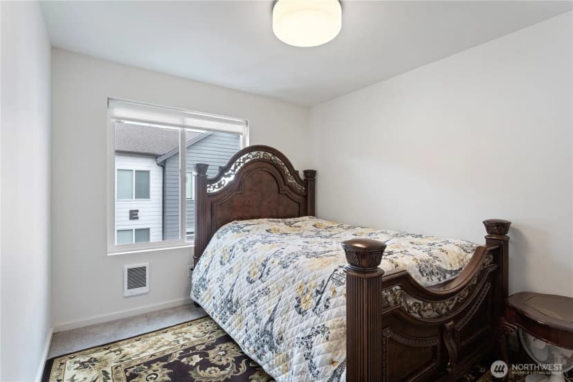 Property photo for 13706 Manor Way #d2, Lynnwood photo 21