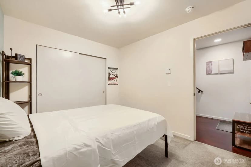 Property photo for 8761 15th Avenue Nw #b, Seattle photo 18