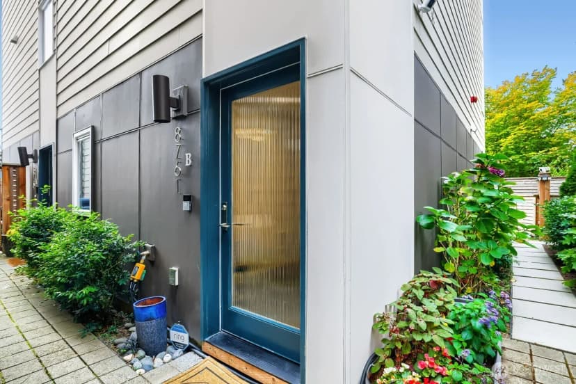Property photo for 8761 15th Avenue Nw #b, Seattle