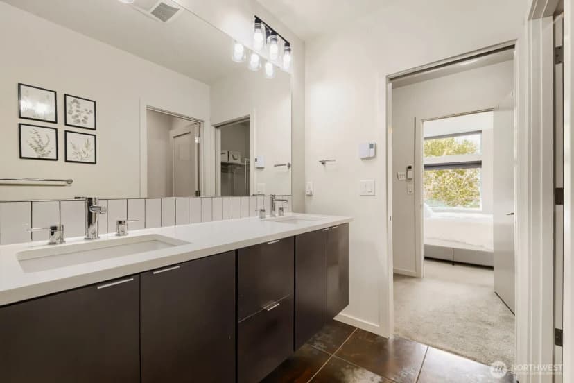 Property photo for 8761 15th Avenue Nw #b, Seattle photo 17