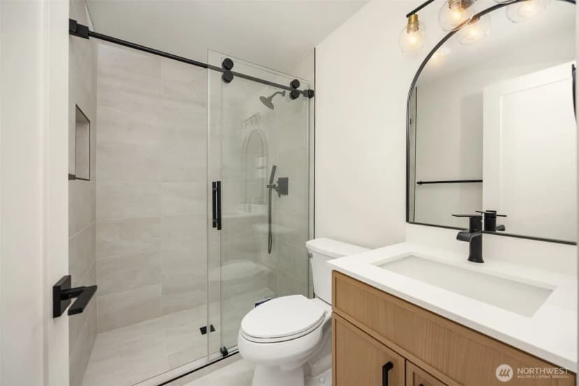 Property photo for 14205 77th Avenue Ne, Kirkland photo 10