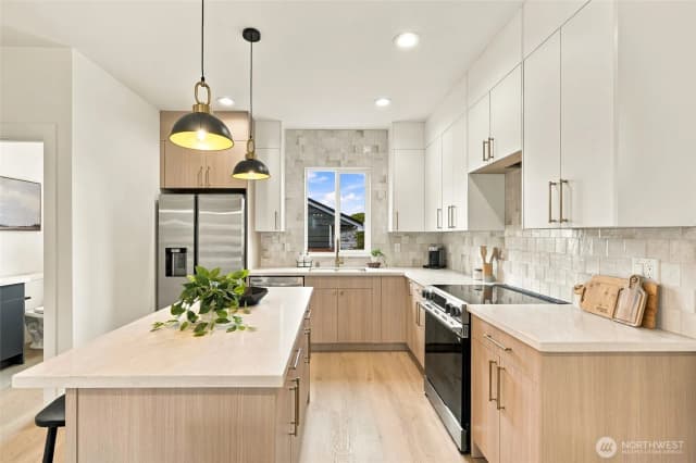 Property photo for 5513 Fleming Street #a, Everett photo 5