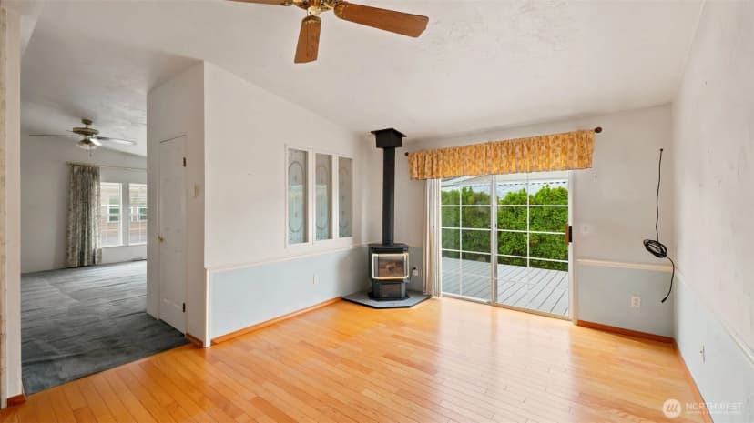 Property photo for 32820 20th Avenue S #63, Federal Way photo 6