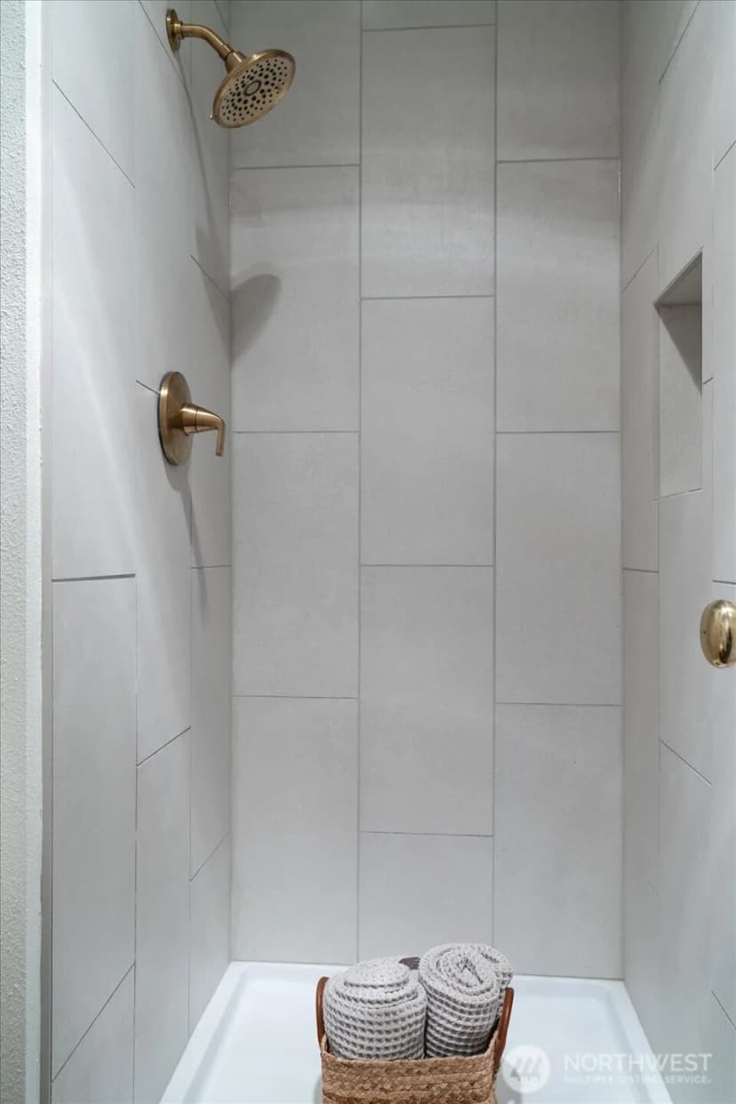 Property photo for 2200 Alki Avenue Sw #203, Seattle photo 33