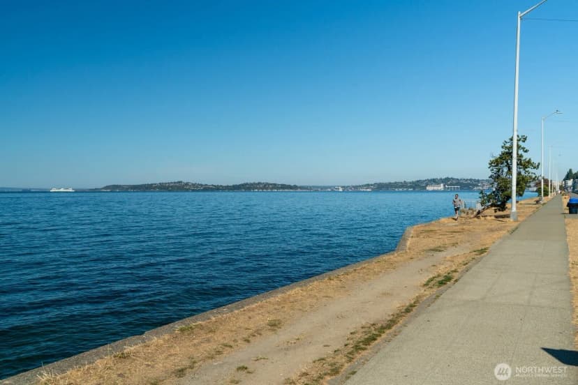 Property photo for 2200 Alki Avenue Sw #203, Seattle photo 4