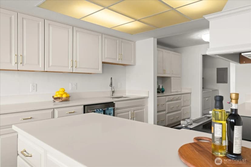 Property photo for 2200 Alki Avenue Sw #203, Seattle photo 21