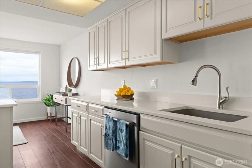 Property photo for 2200 Alki Avenue Sw #203, Seattle photo 23