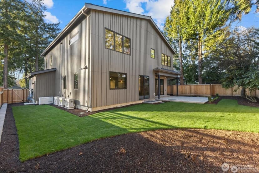 Property photo for 1020 107th #ave Se, Bellevue photo 35