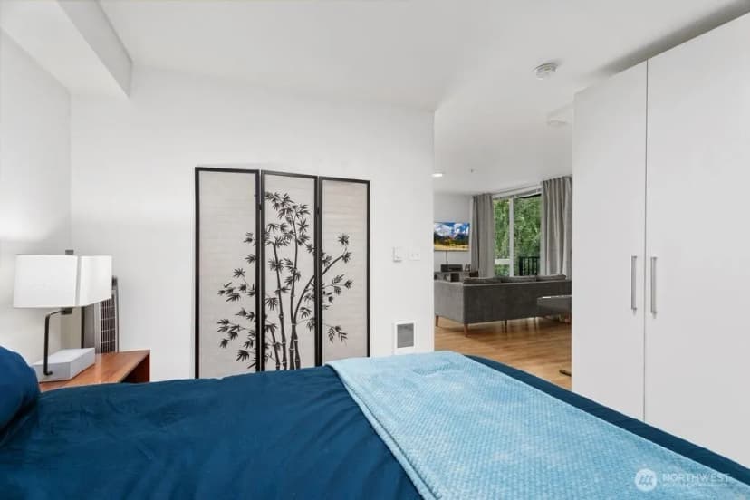 Property photo for 1601 N 45th Street #212, Seattle photo 15