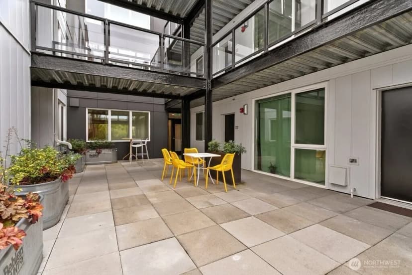 Property photo for 1601 N 45th Street #212, Seattle photo 3