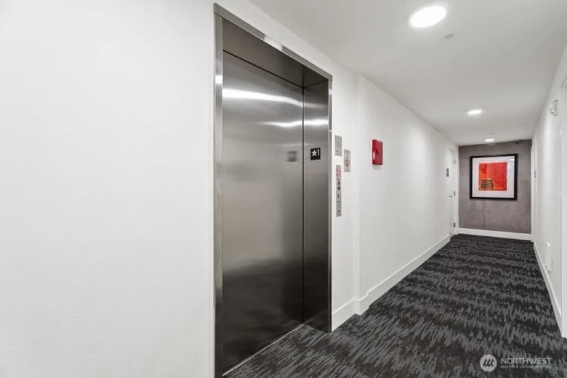 Property photo for 1601 N 45th Street #212, Seattle photo 18