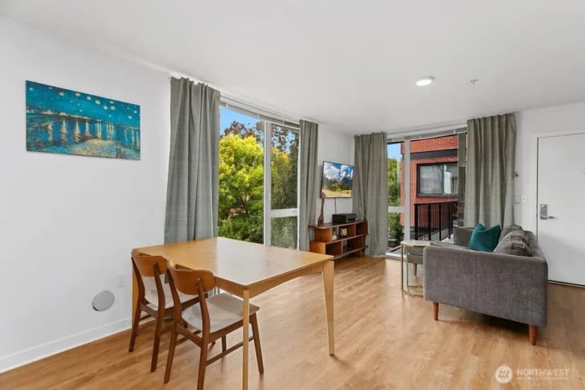 Property photo for 1601 N 45th Street #212, Seattle photo 12