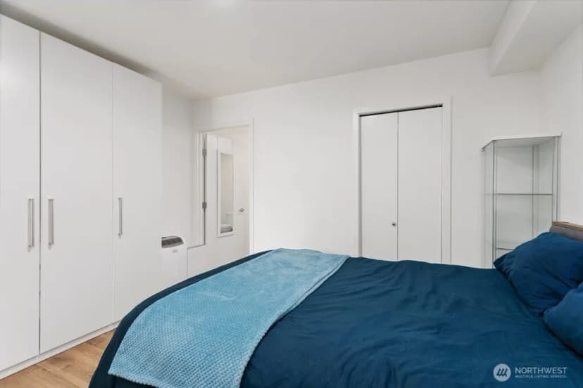 Property photo for 1601 N 45th Street #212, Seattle photo 14