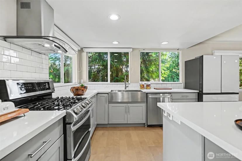 Property photo for 14023 Se 60th Street, Bellevue photo 11