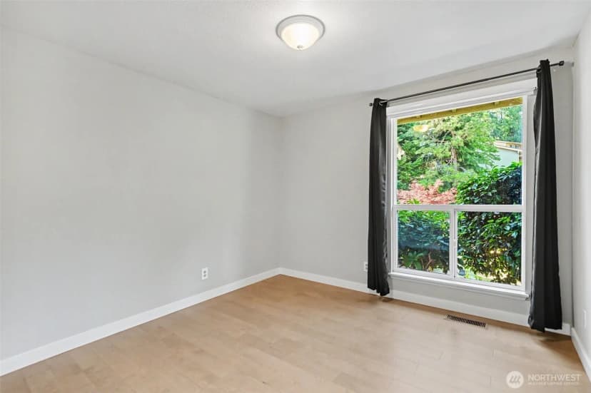 Property photo for 14023 Se 60th Street, Bellevue photo 28