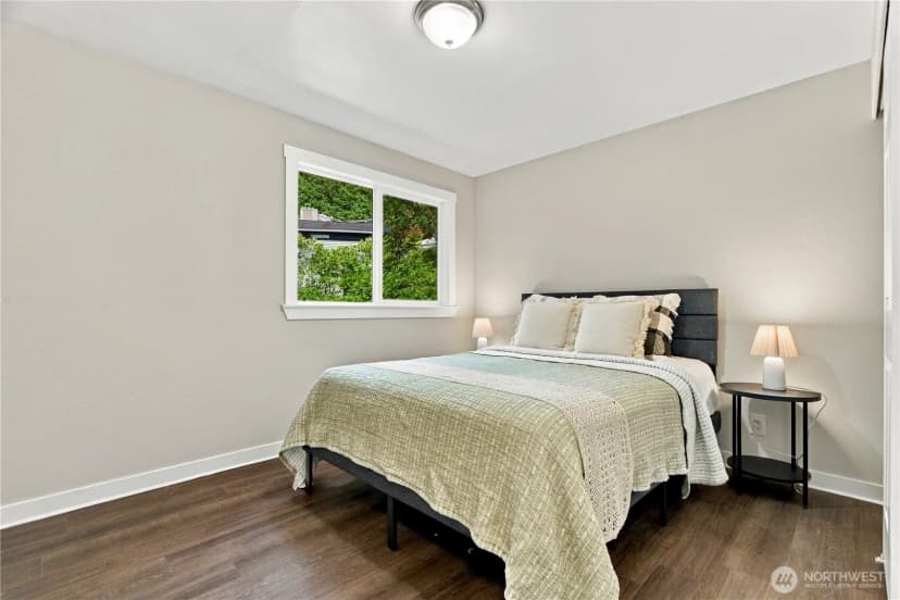 Property photo for 12613 93rd Place Ne, Kirkland photo 18