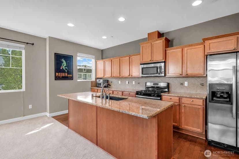 Property photo for 10625 Ross Road #3, Bothell photo 4