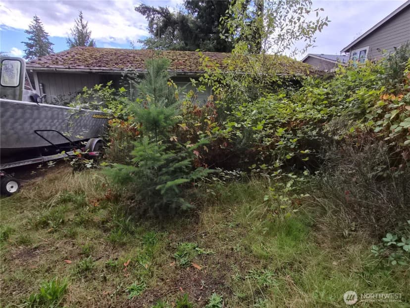 Property photo for 9838 S 210th Place, Kent photo 21