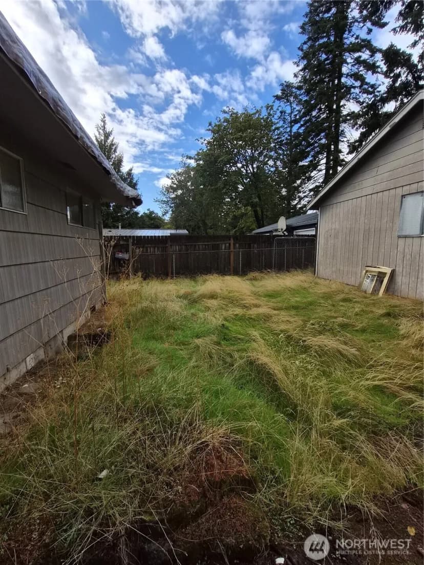 Property photo for 9838 S 210th Place, Kent photo 23