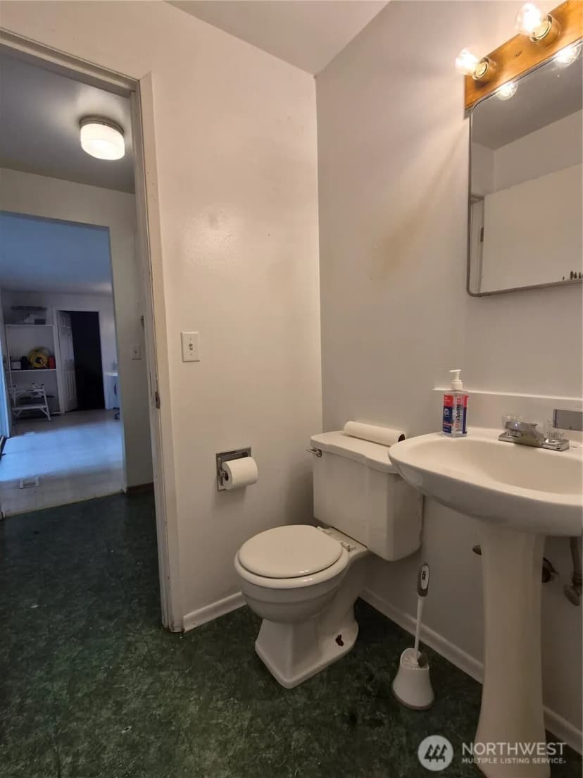 Property photo for 9838 S 210th Place, Kent photo 9