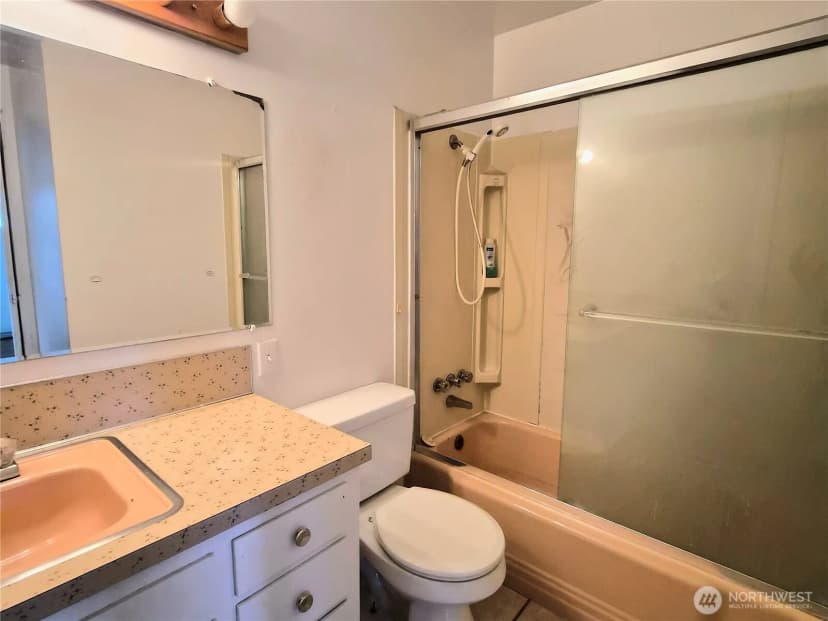 Property photo for 9838 S 210th Place, Kent photo 6