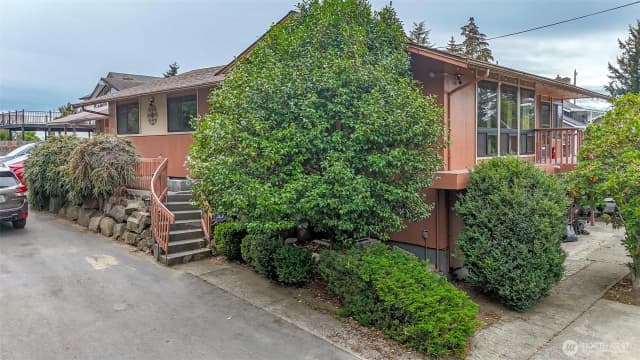 Property photo for 7227 S 128th, Seattle