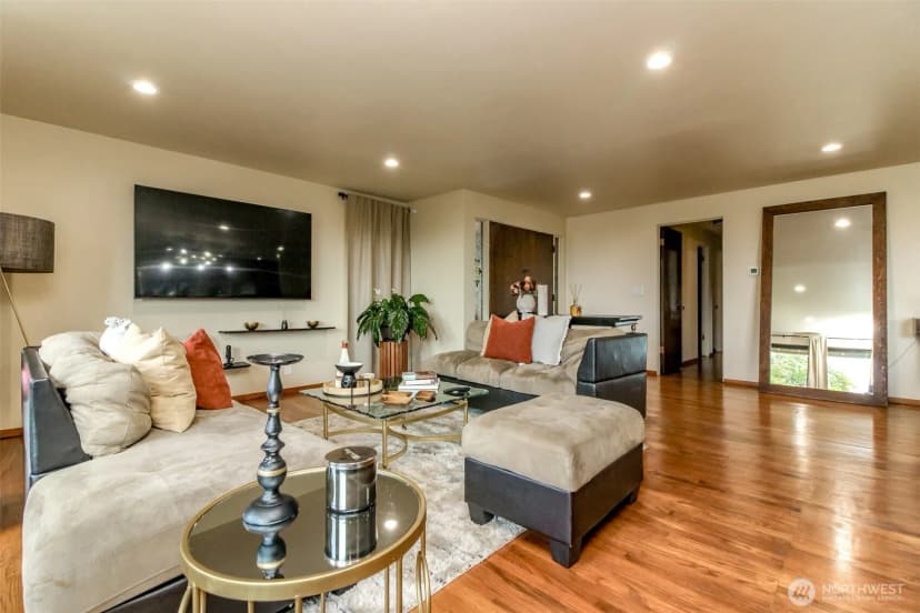 Property photo for 7227 S 128th, Seattle photo 11