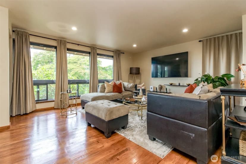Property photo for 7227 S 128th, Seattle photo 6