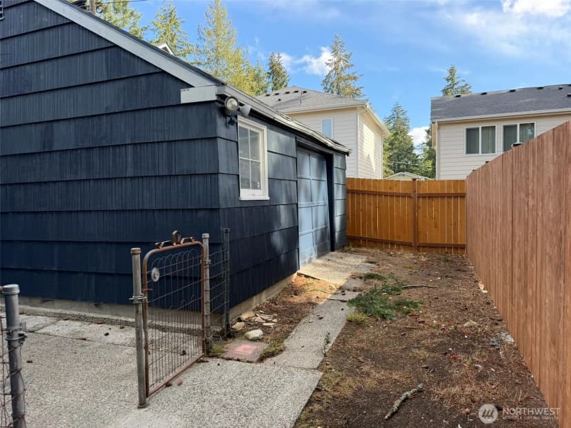 Property photo for 1721 S Mason Avenue, Tacoma photo 5