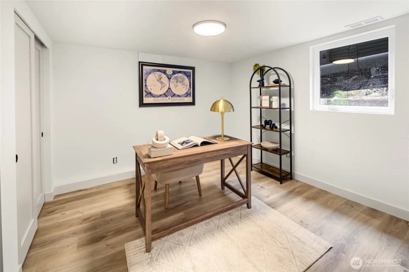 Property photo for 3037 21st Avenue W, Seattle photo 35