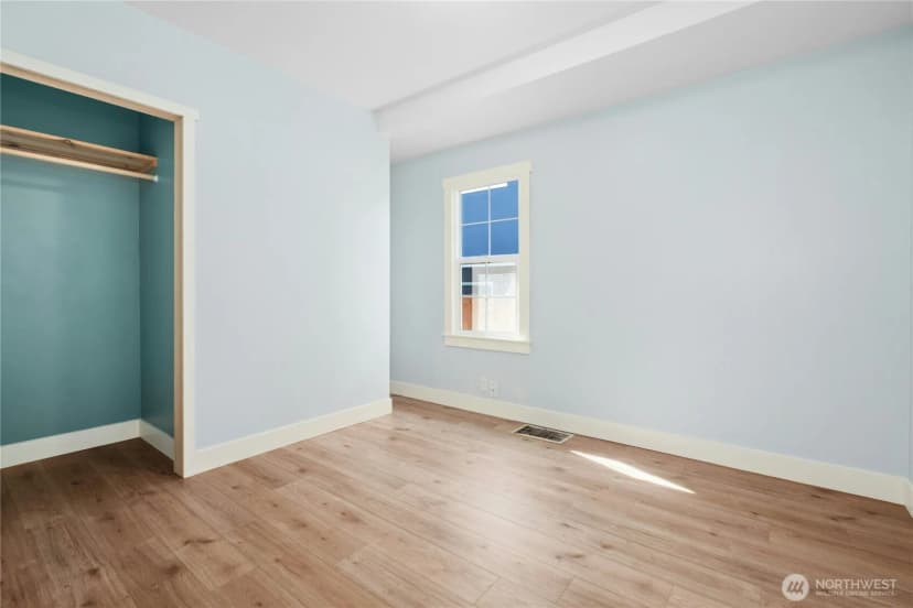 Property photo for 733 N 97th Street, Seattle photo 18