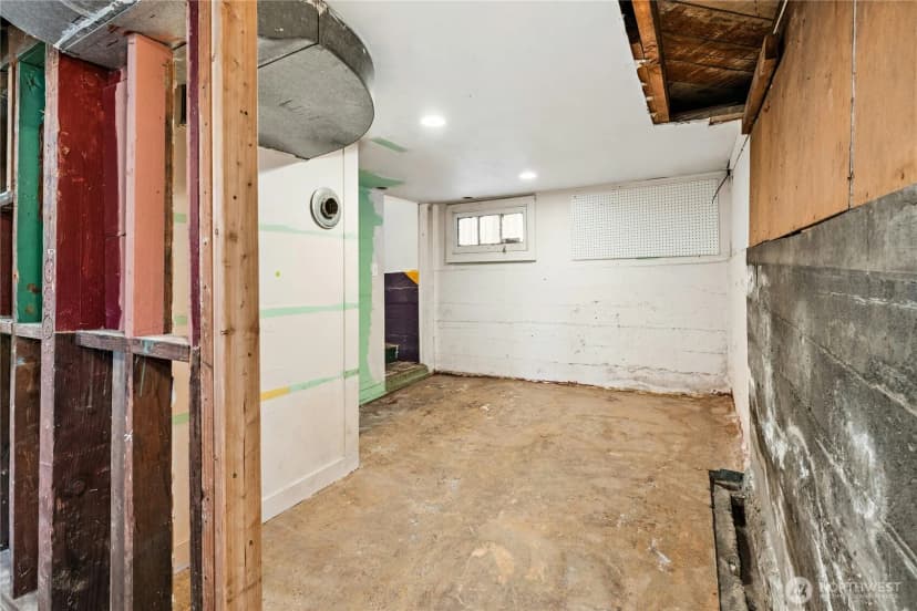 Property photo for 733 N 97th Street, Seattle photo 23