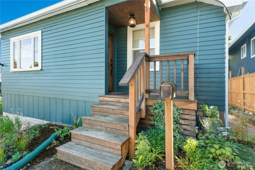 Property photo for 733 N 97th Street, Seattle photo 5