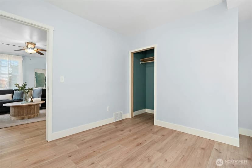Property photo for 733 N 97th Street, Seattle photo 19