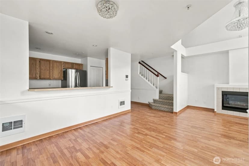 Property photo for 6704 S 239th Place #b102, Kent photo 9