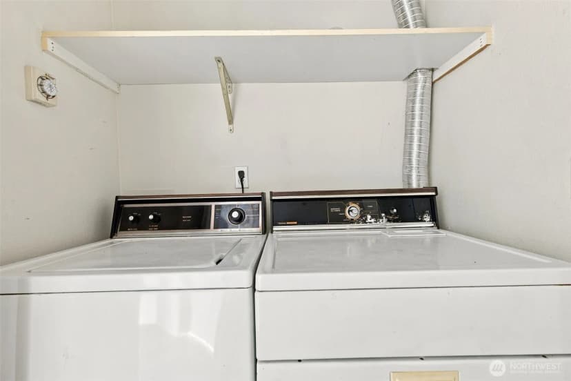 Property photo for 6704 S 239th Place #b102, Kent photo 29