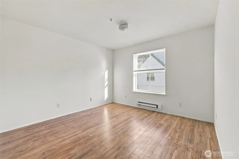 Property photo for 6704 S 239th Place #b102, Kent photo 22