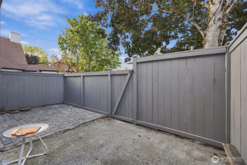 Property photo for 6704 S 239th Place #b102, Kent photo 33