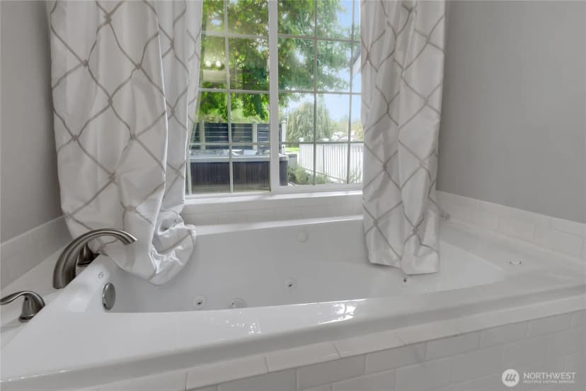 Property photo for 34518 99th Avenue S, Roy photo 17