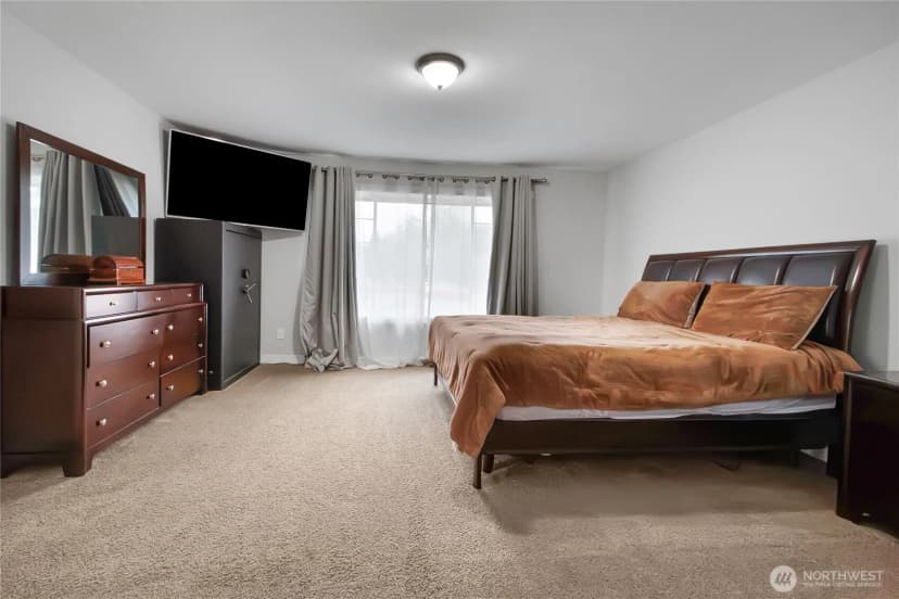 Property photo for 34518 99th Avenue S, Roy photo 14